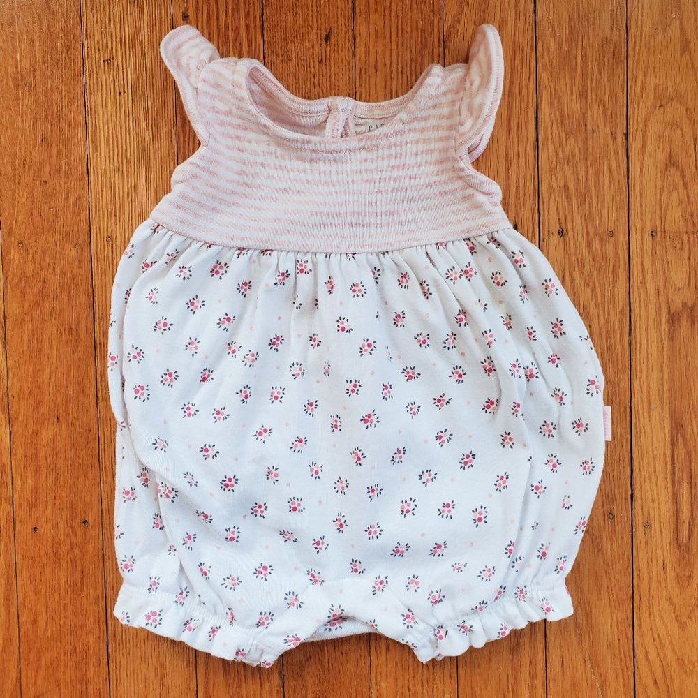Baby GAP Pink and White Bubble Romper 0-3 Months Girl